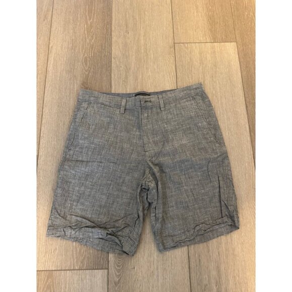 Banana Republic Chino Short Mens 32 Gray Straight Leg Flat Front Slash Pockets - Picture 2 of 6